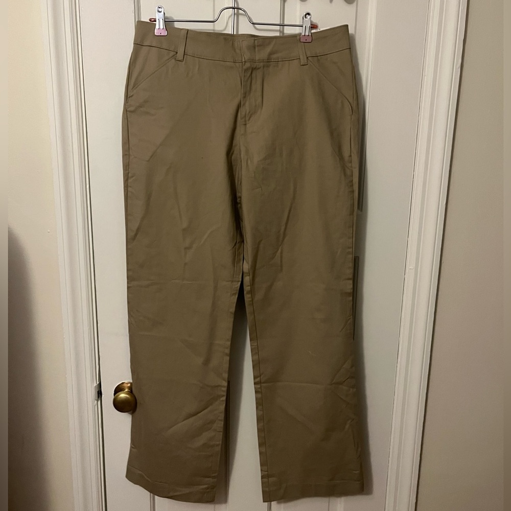 DICKIES Women’s Khaki NWT